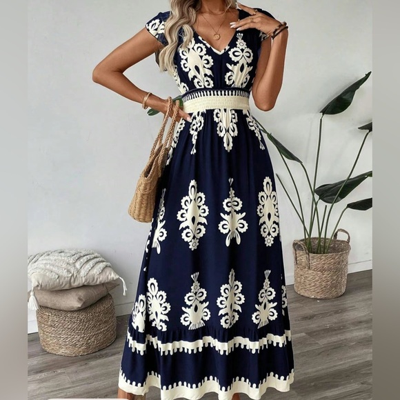 Navy & White Boho Maxi Dress — V Neck, Short Sleeve, New Without Tags - Picture 1 of 5